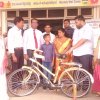 Issuing_Certificates_Gifts_for_children